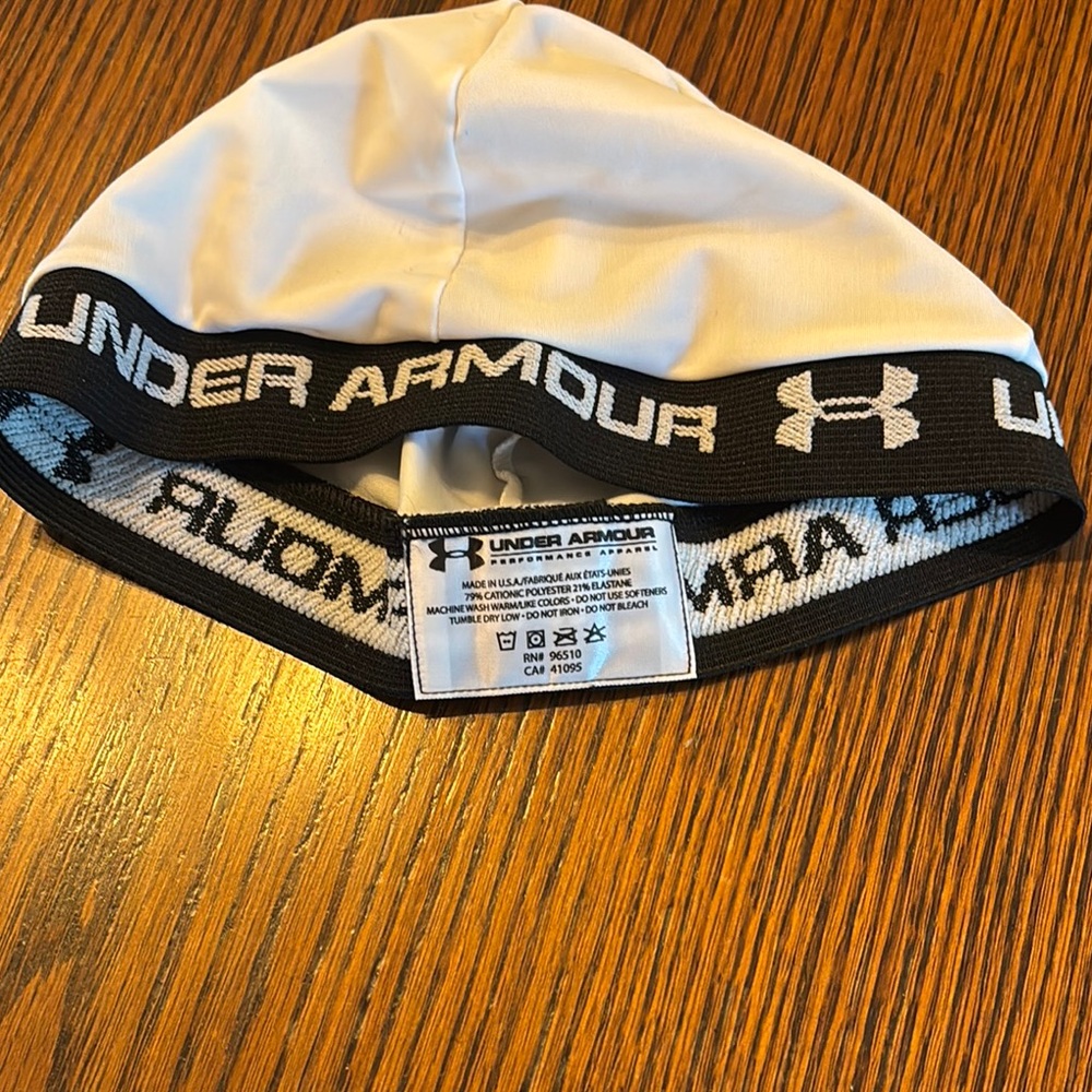 Under Armour Black and White Performance Beanie